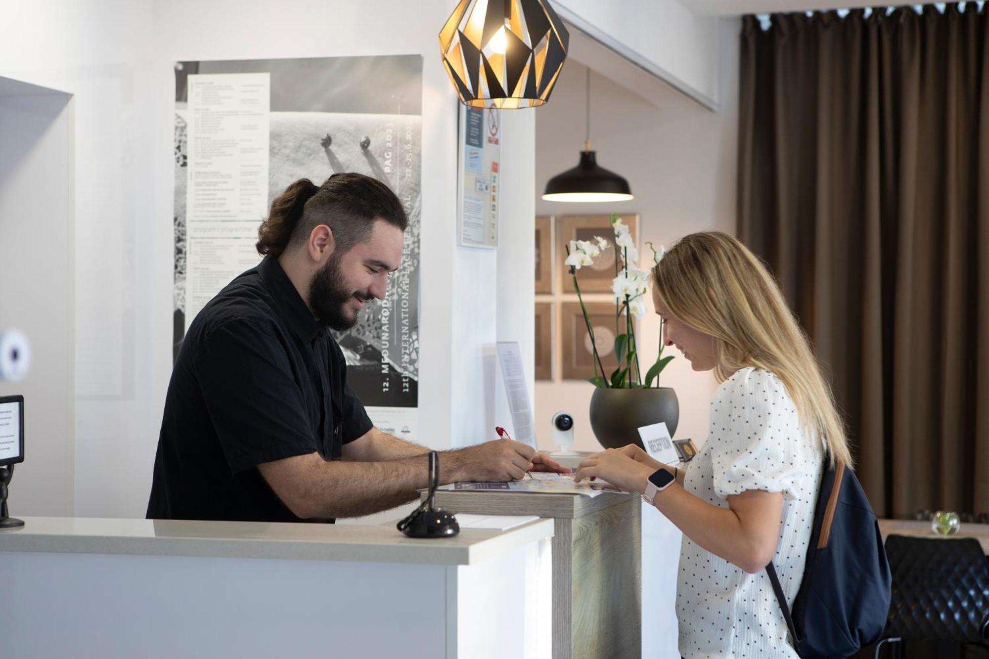 Boutique Hotel Intermezzo - Pag Centre Pag Town Kültér fotó